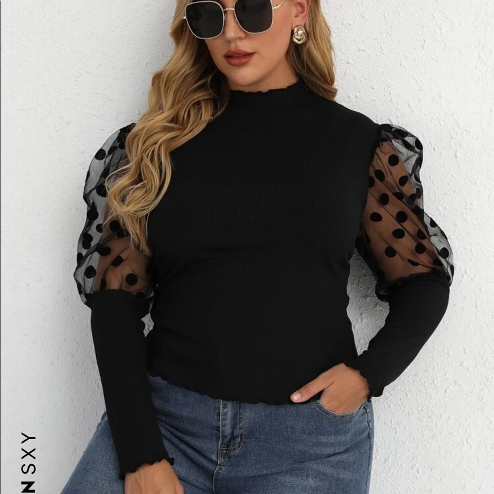Mesh sleeve top!